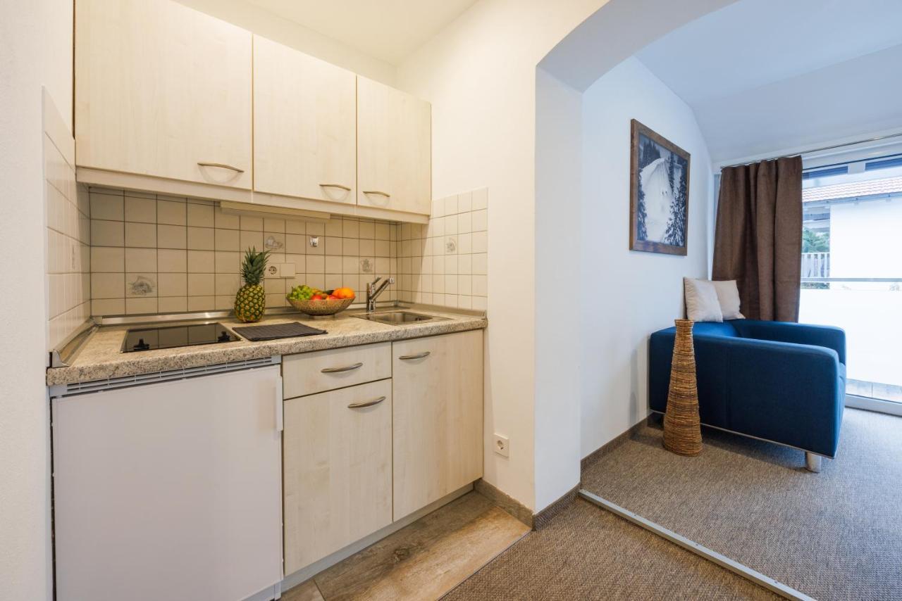 Appartamento Haus Dippel Am Kurpark Inklusive Chiemgaukarte Ruhpolding Esterno foto